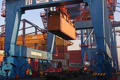 ABŞ Rusiyaya məxsus üç gəmiyə qarşı sanksiyaları ləğv edib