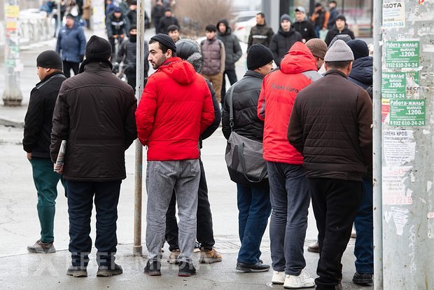 Rusiyalı qadının Dövlət Xidmətləri hesabı haker hücumuna məruz qalıb və miqrantlar onun mənzilində qeydiyyata alınıblar