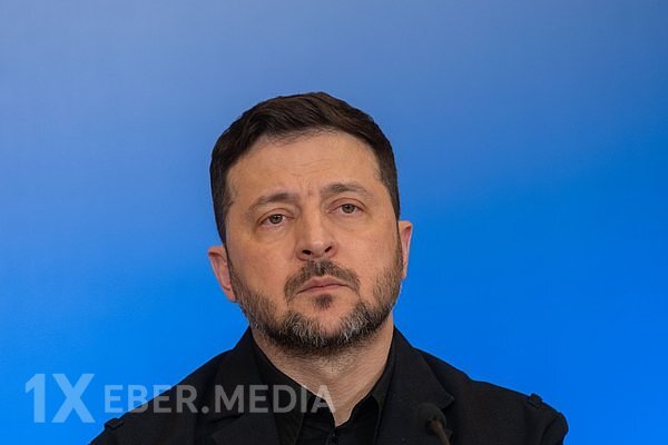 Zelenski Ukrayna ilə bağlı danışıqları "Santa Barbara" ilə müqayisə etdi