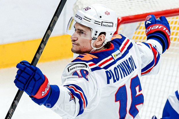 SKA kapitanı Plotnikov KHL-də 1000-ci oyununu keçirdi