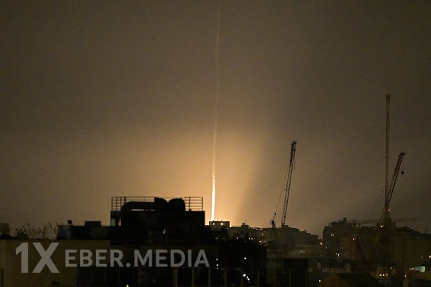 İran münaqişə başlayandan bəri İsrail ərazisinə ən ağır atəş açıb