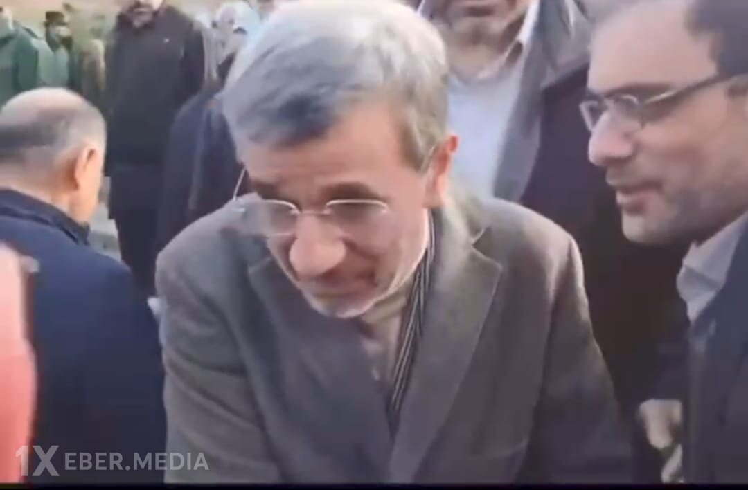 5 dəfə öldürüldüyü elan edilən Mahmud Əhmədijet bu gün ailə məzarlığını ziyarət edib-VİDEO