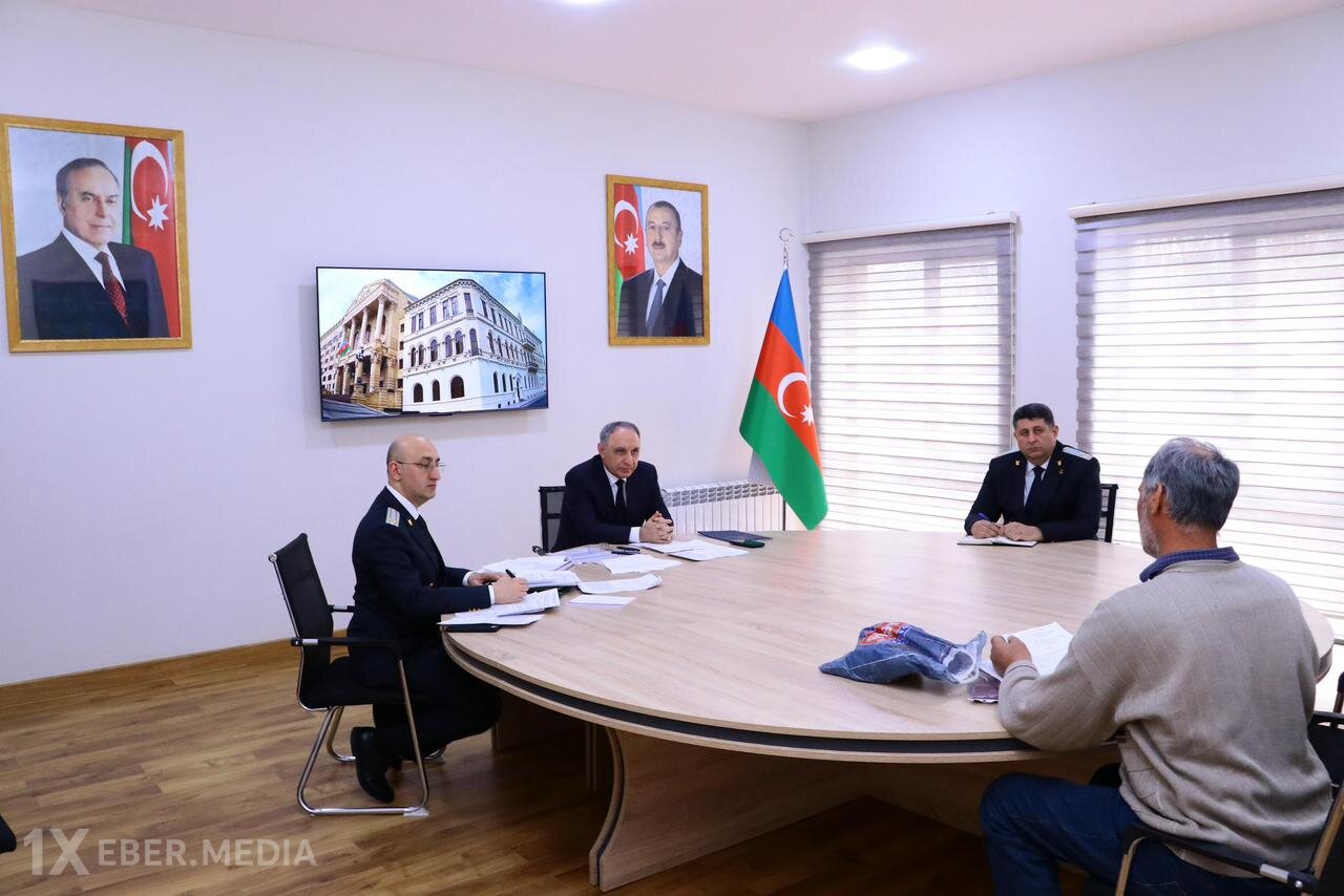 Baş prokuror Kürdəmirdə qəbul keçirdi