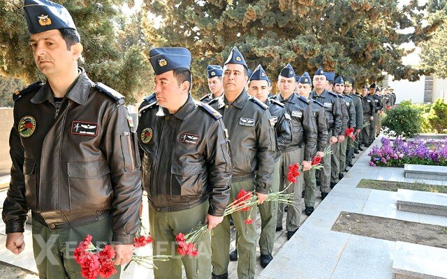 Şəhid pilotlarımızın xatirəsi yad edildi - VİDEO (FOTOLAR)