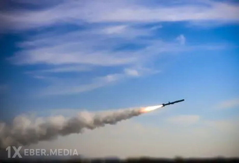 Bu gün BƏƏ 9 ballistik raketin və 50 PUA-nın hücumuna məruz qalıb