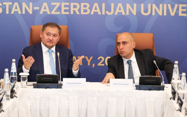 Almatıda Qazaxıstan və Azərbaycanın II Rektorlar Forumu keçirildi - FOTOLAR