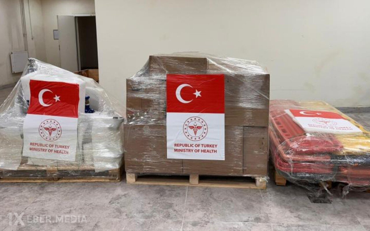 Türkiyə İrana tibbi yardım göndərdi