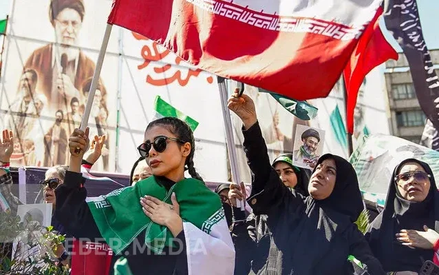 Xameneinin 40 mərasimi keçirilir - FOTOLAR (VİDEO)