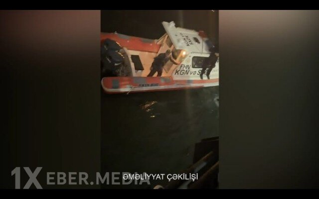 Bulvarda batma təhlükəsi ilə üzləşən qadın xilas edildi - VİDEO