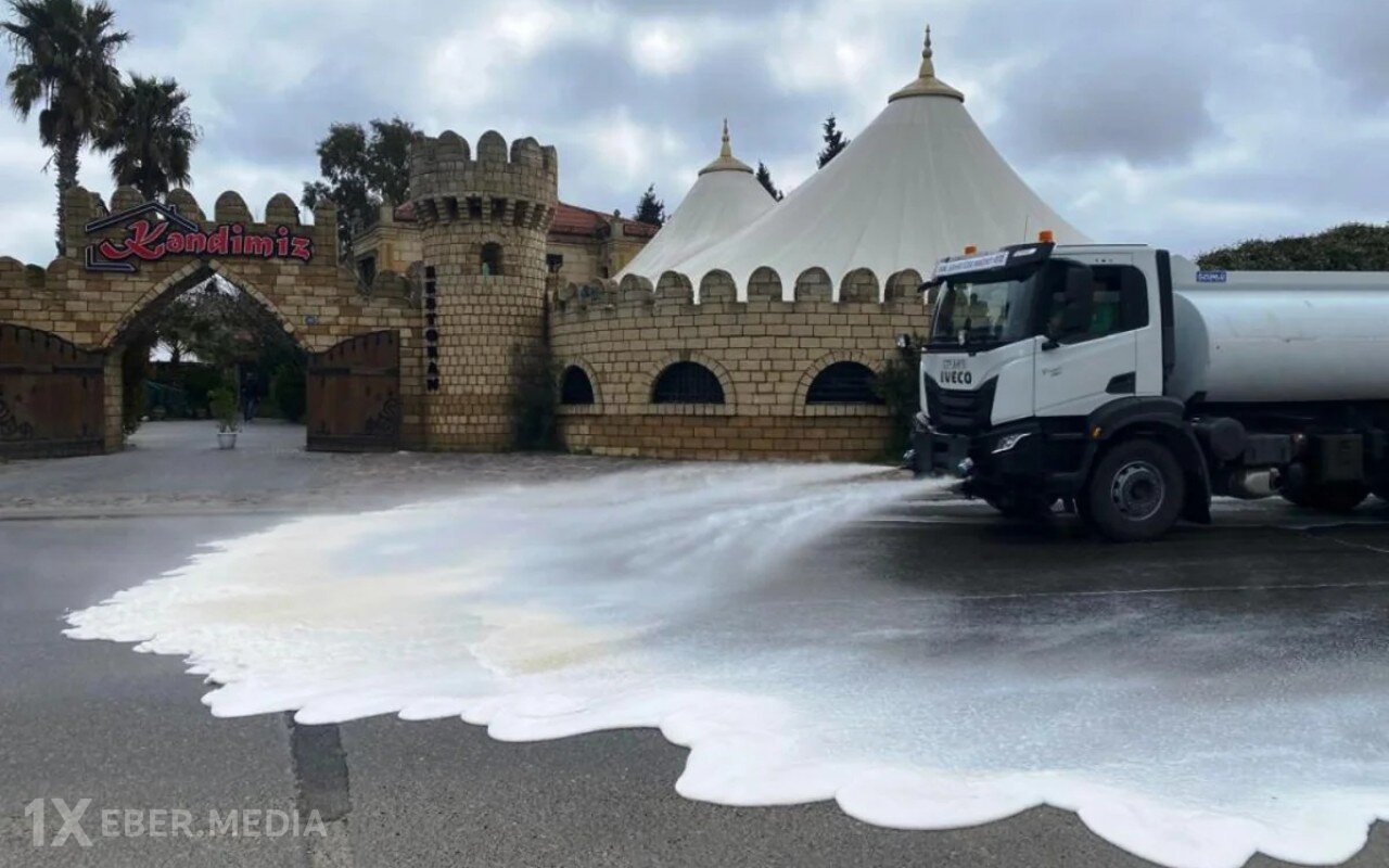 Bakı küçələri yuyuldu - FOTOLAR