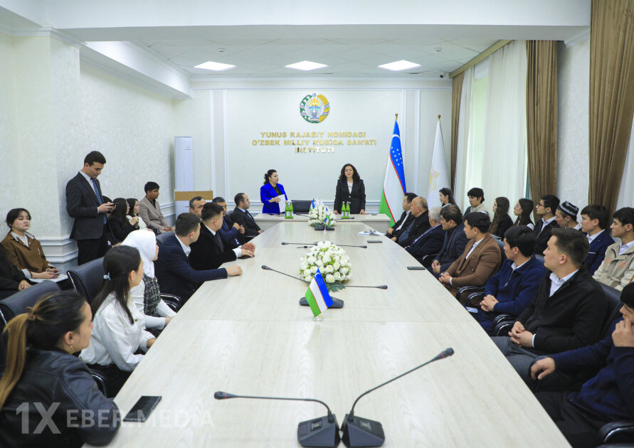 Azərbaycan alimləri Özbəkistan universitetlərində mühazirə oxuyublar