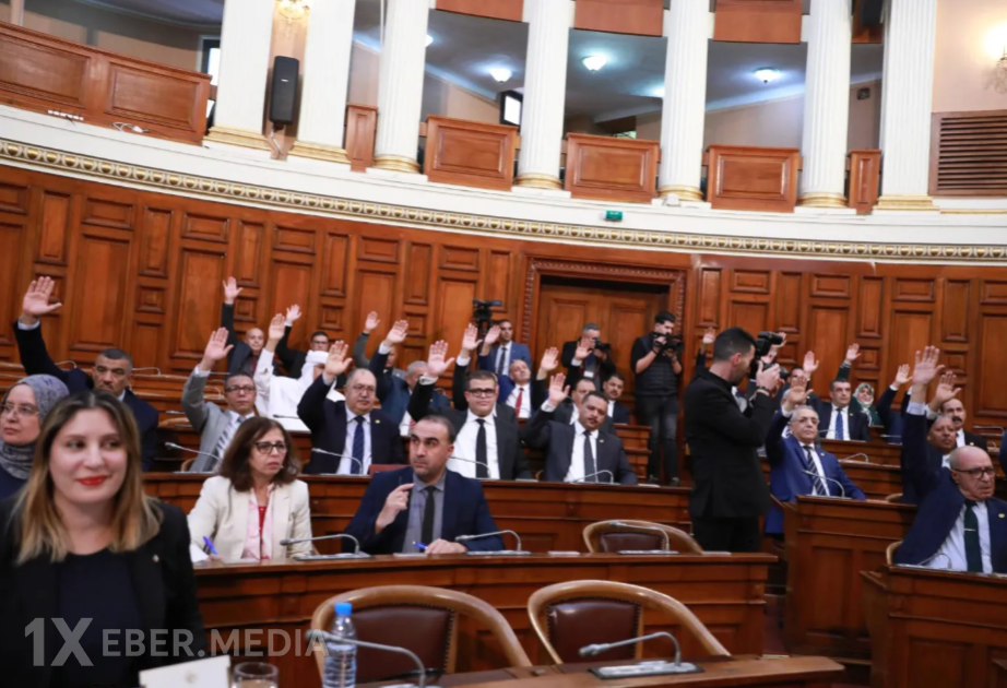 Əlcəzairin Millət Məclisi “Müstəmləkəçiliyin cinayət sayılması” qanununu yeni redaksiyada təsdiqləyib