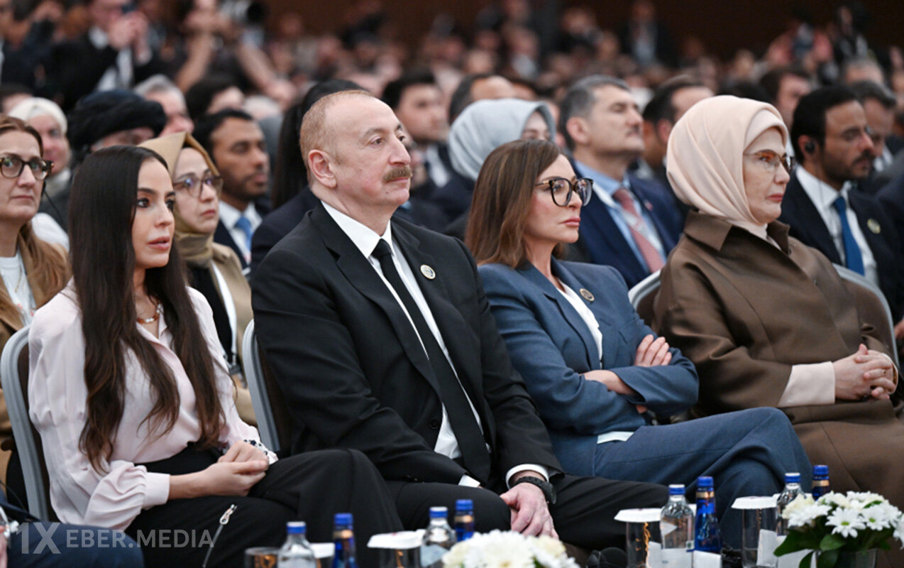 Prezident ailəsi ilə Antalyada tədbirdə-FOTOLAR