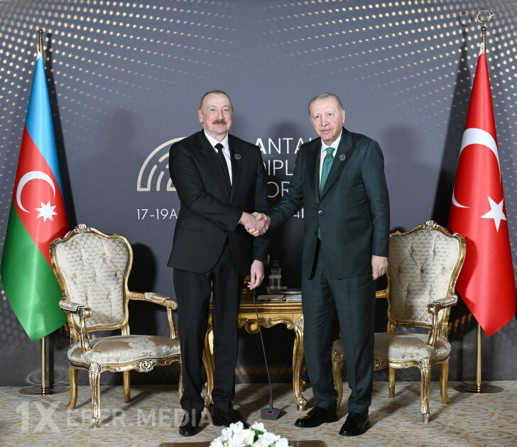 Antalyada Azərbaycan Prezidenti İlham Əliyevlə Türkiyə Prezidenti Rəcəb Tayyib Ərdoğanın görüşü keçirilib VİDEO