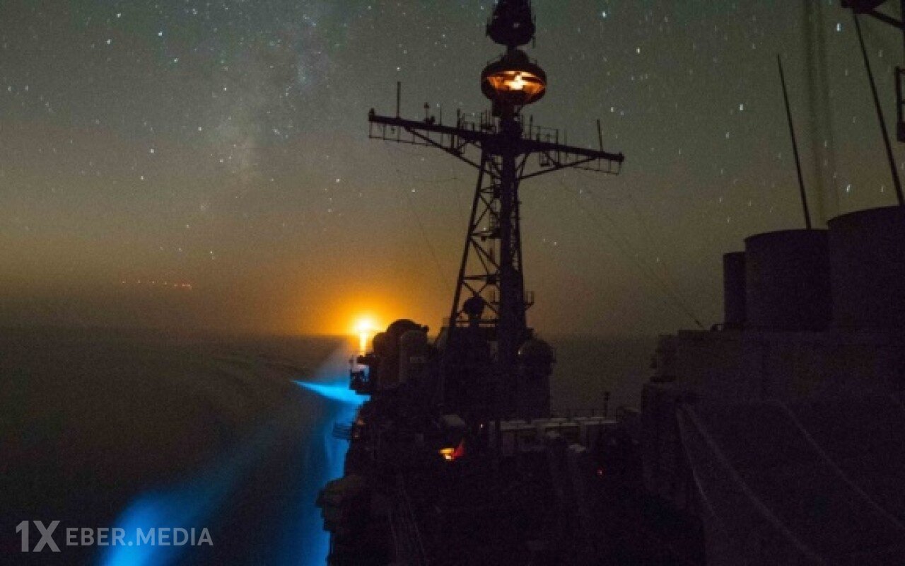 İran Hörmüz boğazından ilk gəlirini əldə edib