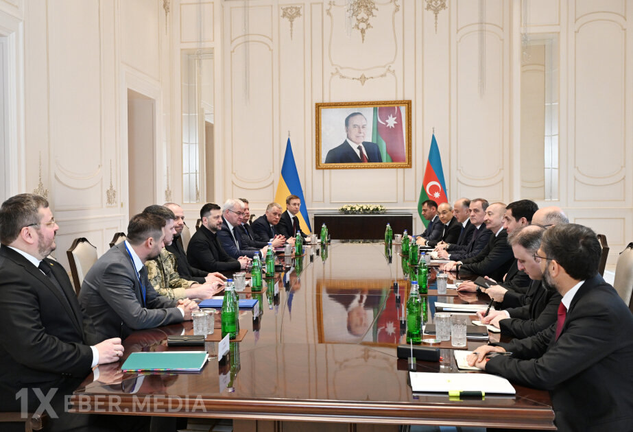 Qəbələdə Prezident İlham Əliyevin Ukrayna Prezidenti ilə geniş tərkibdə görüşü keçirilib