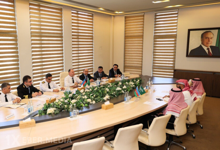 Səudiyyə Ərəbistanı Krallığının nümayəndə heyəti Azərbaycanın dəniz nəqliyyatının işi ilə maraqlanıb
