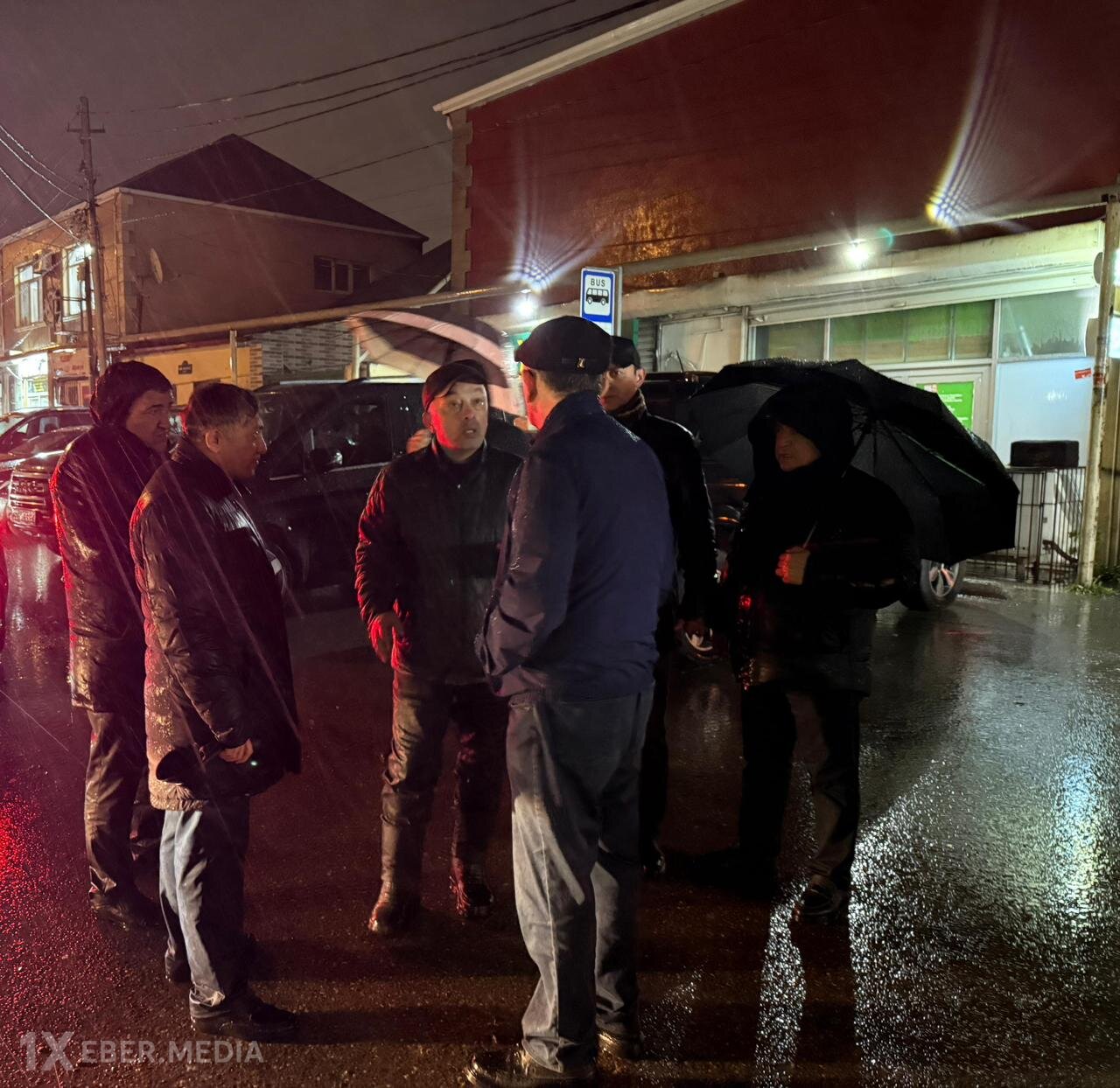 Eldar Əzizovla Zaur Mikayılov həmin evin söküldüyü yerə baxış keçirdilər - VİDEO