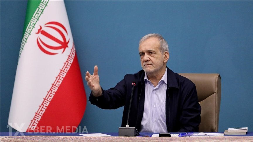Pezeşkian ABŞ ilə dolayı danışıqlarda müharibəni dayandırmağa hazır olduqlarını bəyan edib...