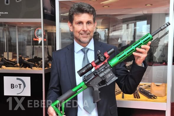 ABŞ-da patronların Rusiyaya qaçaqmalçılıq yolu ilə göndərilməsinə görə italiyalı silah alverçisi həbs olunub