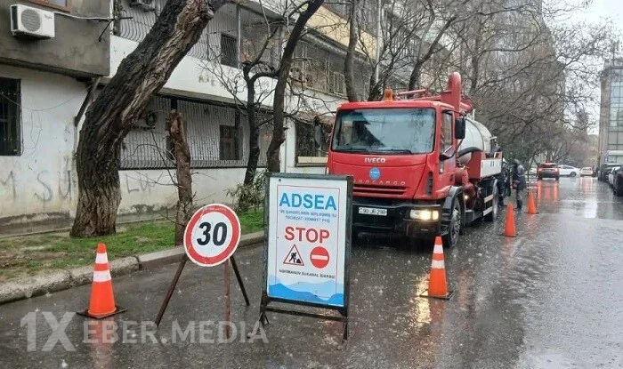 ADSEA ərazilərdə yığılan yağış sularını kənarlaşdırır