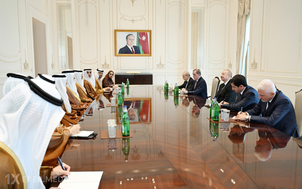 İlham Əliyev BƏƏ-nin nümayəndə heyətini qəbul etdi