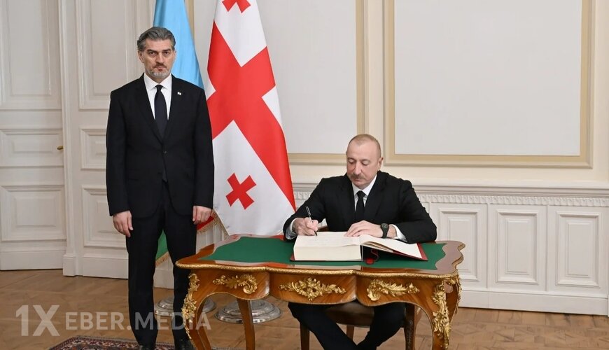 Prezident İlham Əliyev Tbilisidə xatirə kitabına nələri yazıb? - VİDEO