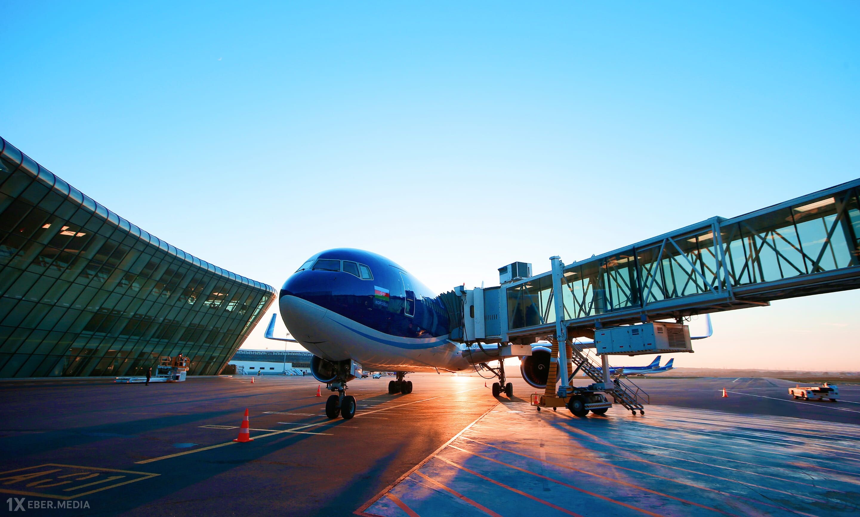 AZAL-la bağlı SENSASİYA: Təyyarələr satılır, xidmət xaricilərə ötürülür