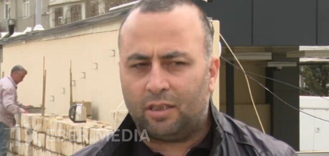 Cəsarət Əhmədovu hansı məmur himayə edir?