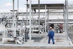 Orbanın məğlubiyyətindən sonra Zelenski Drujbanın bərpasını sürətləndirdi