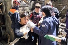 Ukrayna Silahlı Qüvvələrinin Tuapseyə hücumundan sonra binanın dağıntıları altında qurbanların axtarışı ilə bağlı yeni detallar açıqlanıb