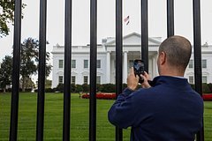 Tramp Konqresə qəribə bir tələblə müraciət etdi