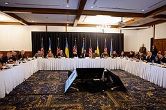 Zelenski yeni "Rammstein" təqdim etdi