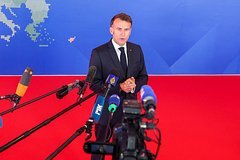 Makron ABŞ-ı etibarsız müttəfiq adlandırdı