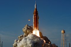 Amerika Birləşmiş Ştatları 50 ildən sonra ilk dəfə Aya insanlar göndərdi