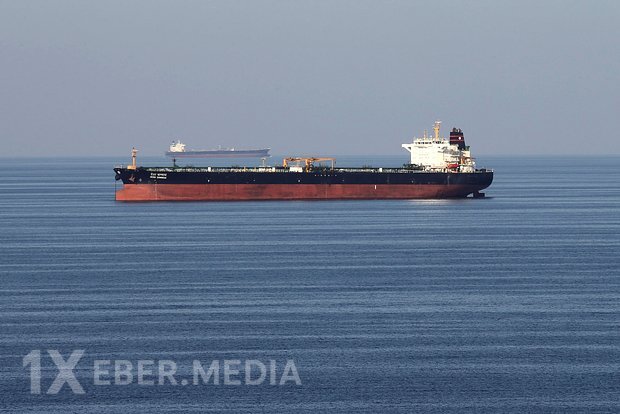 İran bütün ölkələri Hörmüz boğazından keçid üçün pul ödəməyə məcbur etmək istəyir