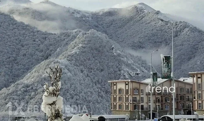 Kəlbəcər və Laçına qar yağdı