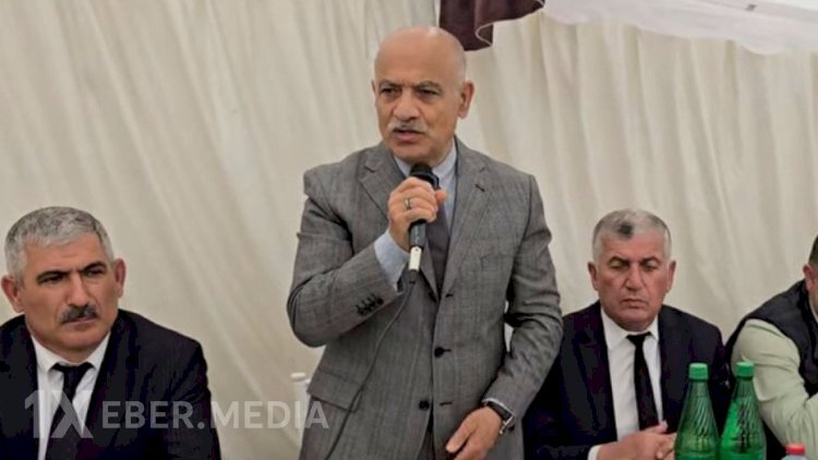 İcra başçısı yas məclisində şeir dedi - VİDEO