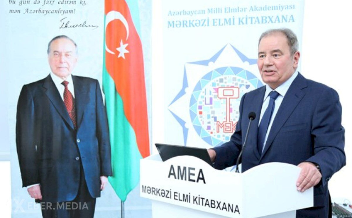 Keçmiş nazir uzun müddətdən sonra üzə çıxdı