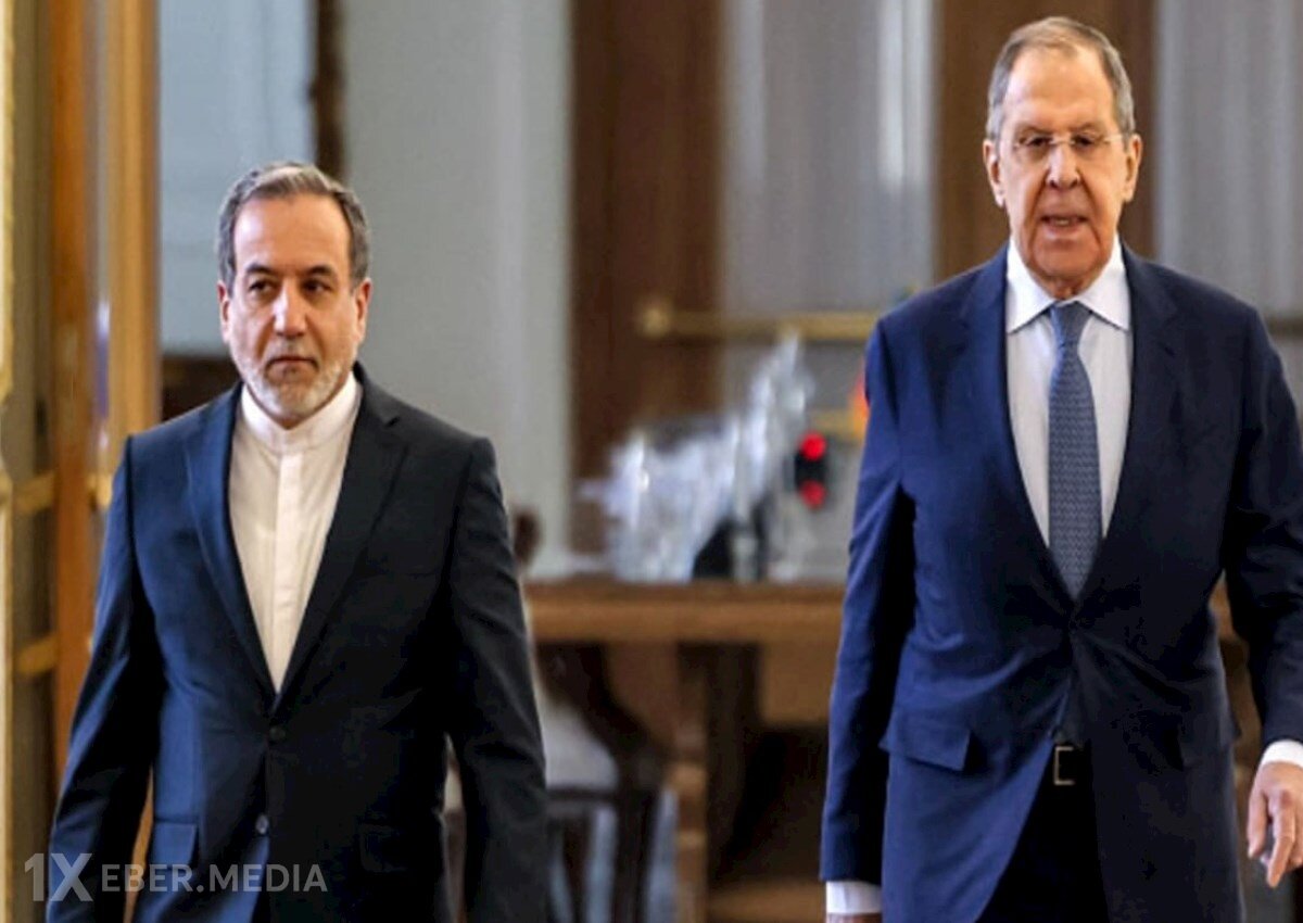 Əraqçi və Lavrov regional məsələləri müzakirə edib