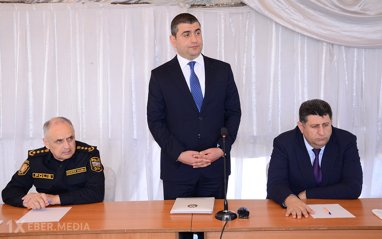 Elşən Həsənli Təklə kənd sakinləri ilə görüşdü