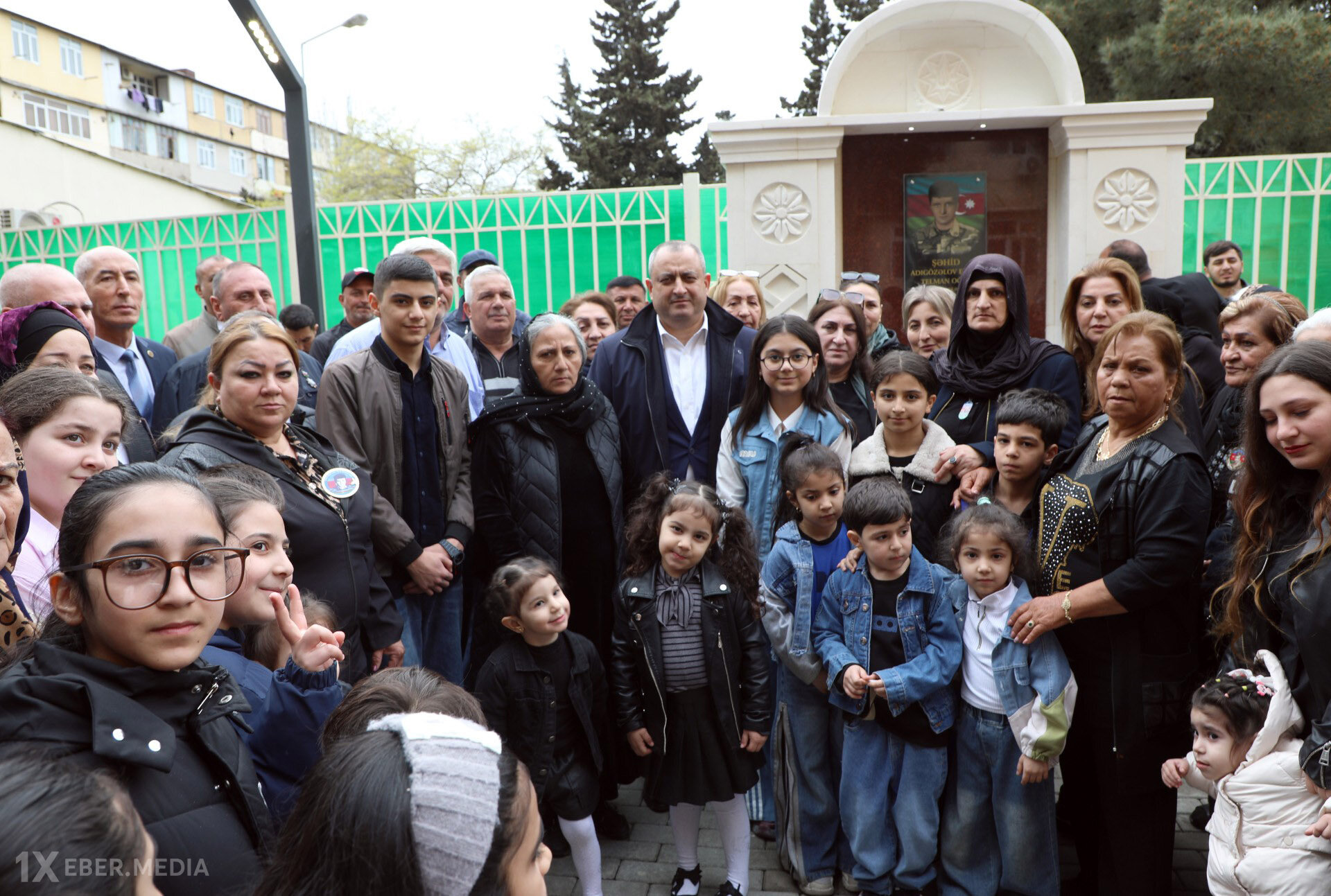 Suraxanıda növbəti məhəllə abadlaşdırıldı - Fotolar