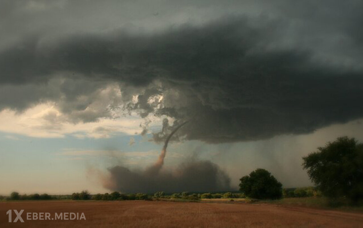 ABŞ-də tornado hərbi bazaya zərər vurdu - Video