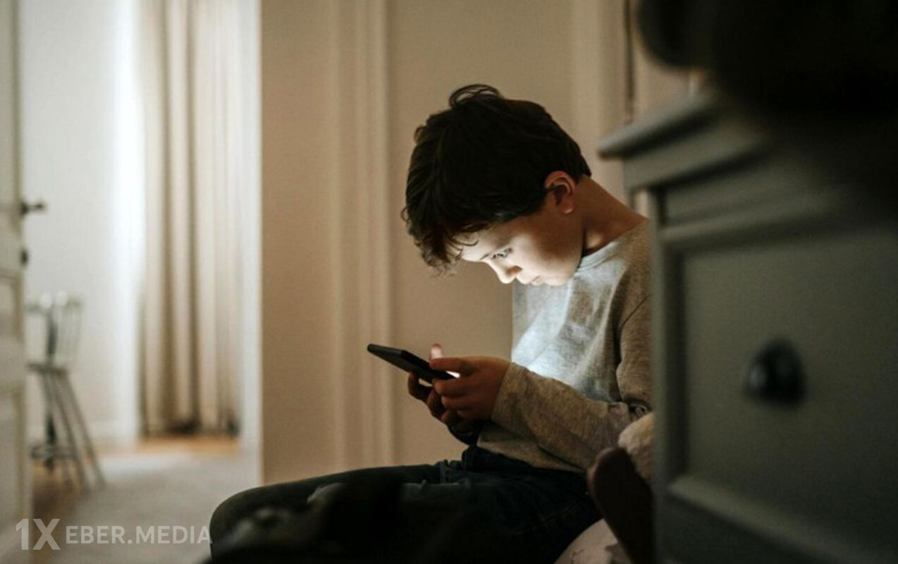 15 yaşından kiçik uşaqlara sosial şəbəkələr qadağan edilir