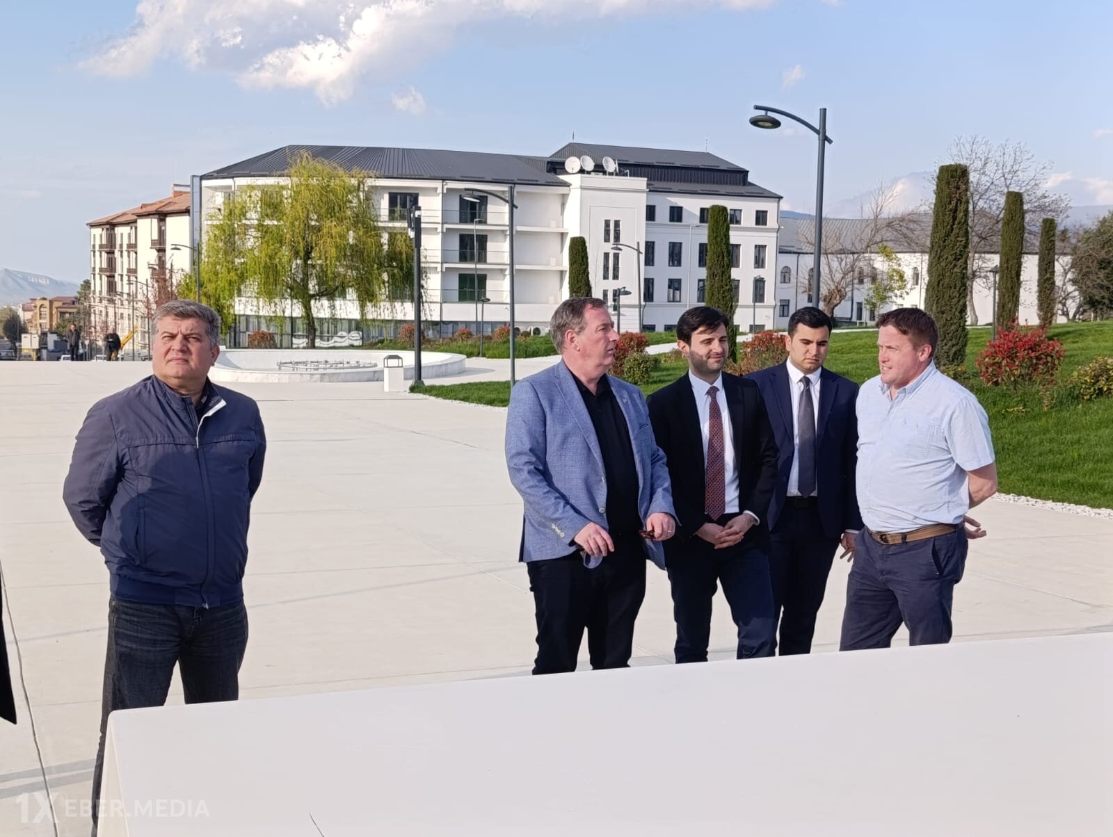 İrlandiya parlamentariləri Xankəndiyə səfər edib