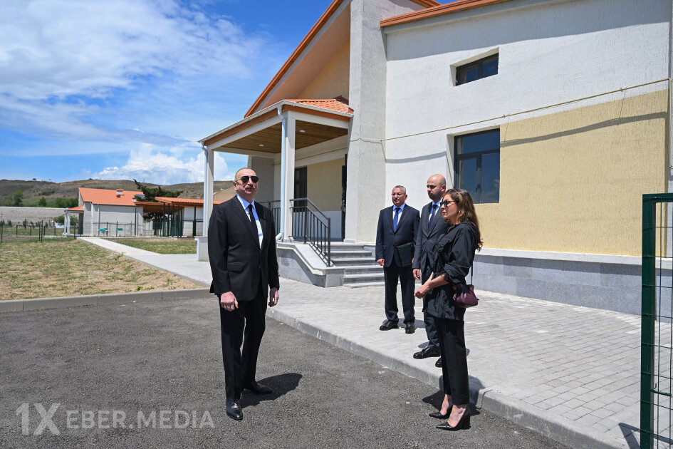 Prezident və birinci xanım fərdi evlərdə yaradılmış şəraitlə tanış oldular