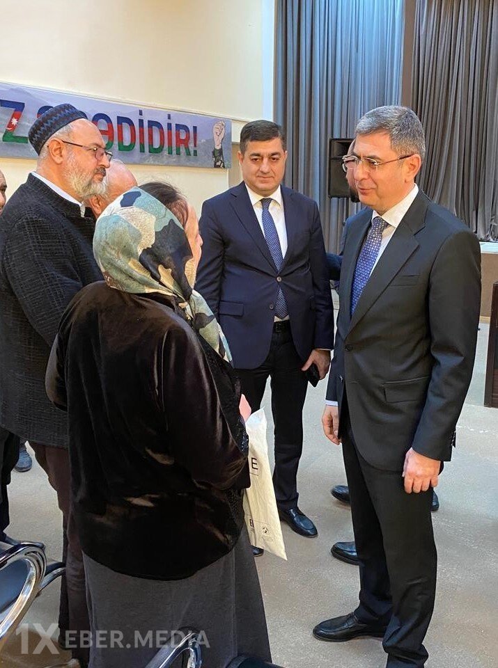 Elşən Salahov Zirə qəsəbə sakinləri ilə görüşdü