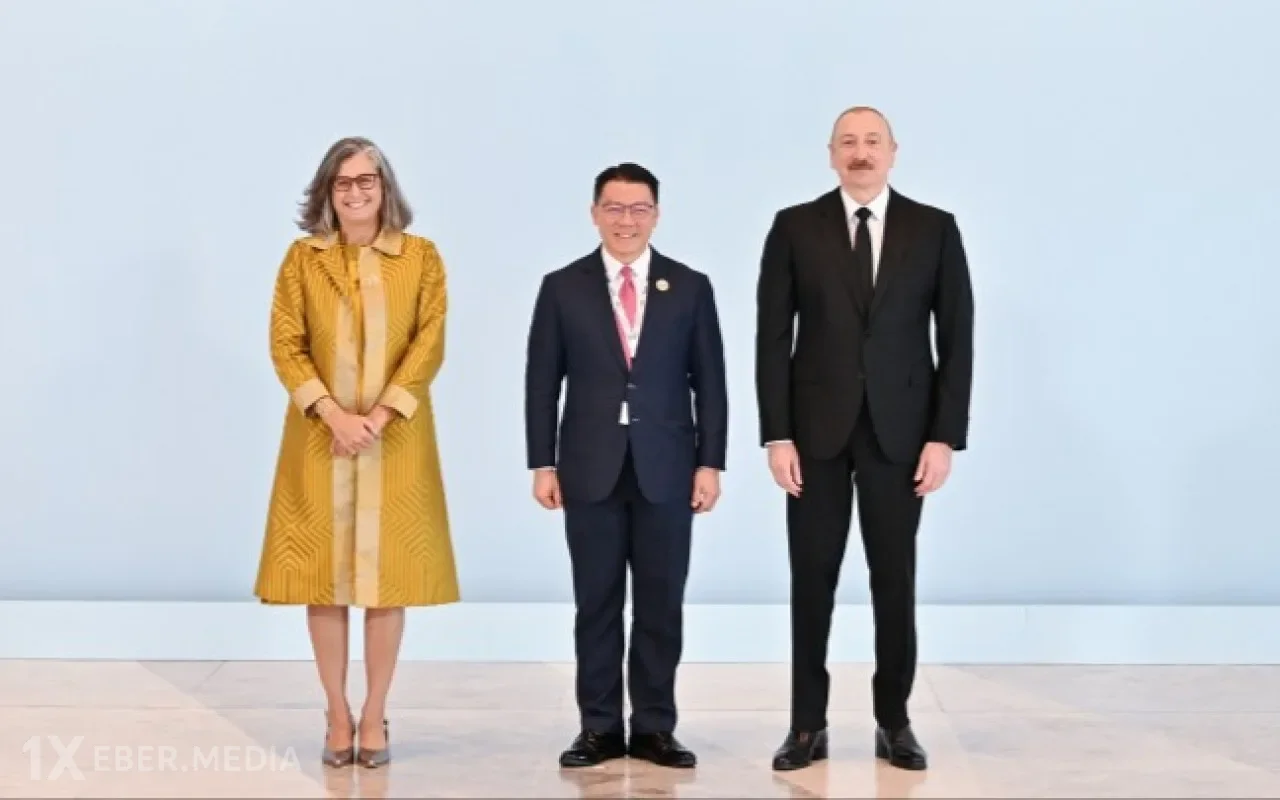 Prezident WUF13-ün açılış mərasimində - CANLI
