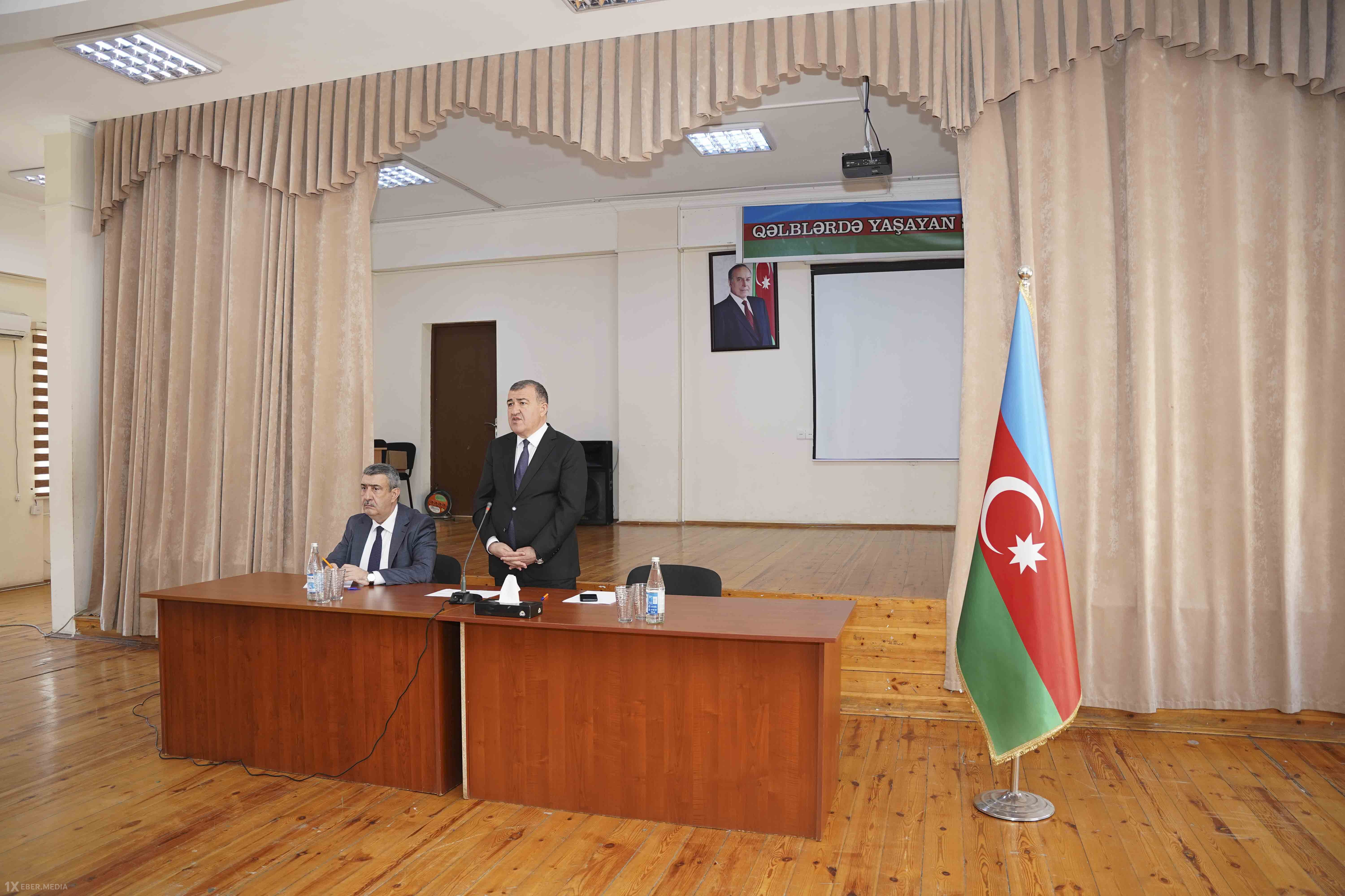 Rafiq Quliyev 95 saylı tam orta məktəbdə vətəndaşlarla görüşüb