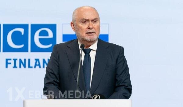 Firidun Sinirlioğlu İrəvana gəldi